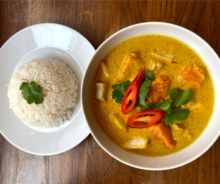 CHICKEN CURRY RICE